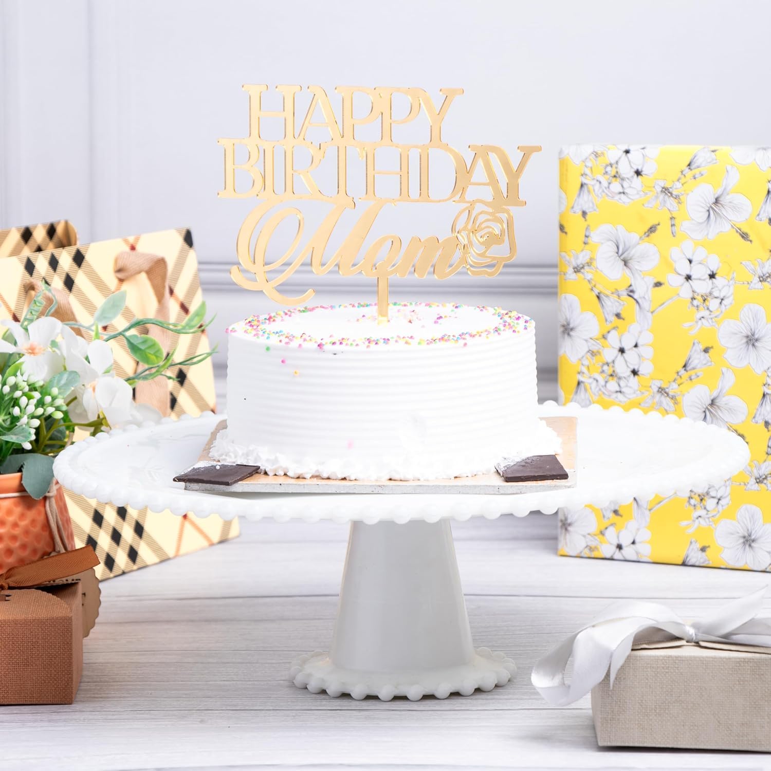 Happy Birthday Mom Cake Topper | Golden Finish